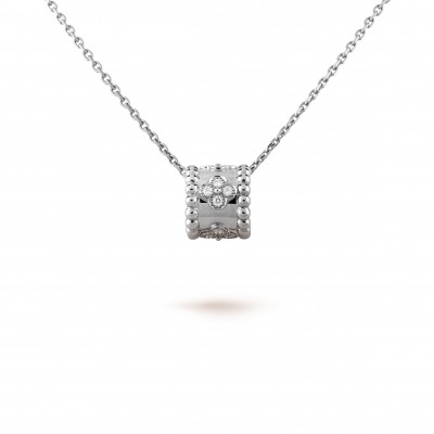 VAN CLEEF ARPELS PERLÉE CLOVERS PENDANT - WHITE GOLD, DIAMOND  VCARO2EF00